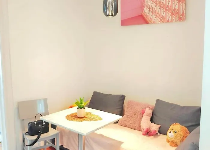 شقة Cozy 10 Min Center And Schoenbrunn *